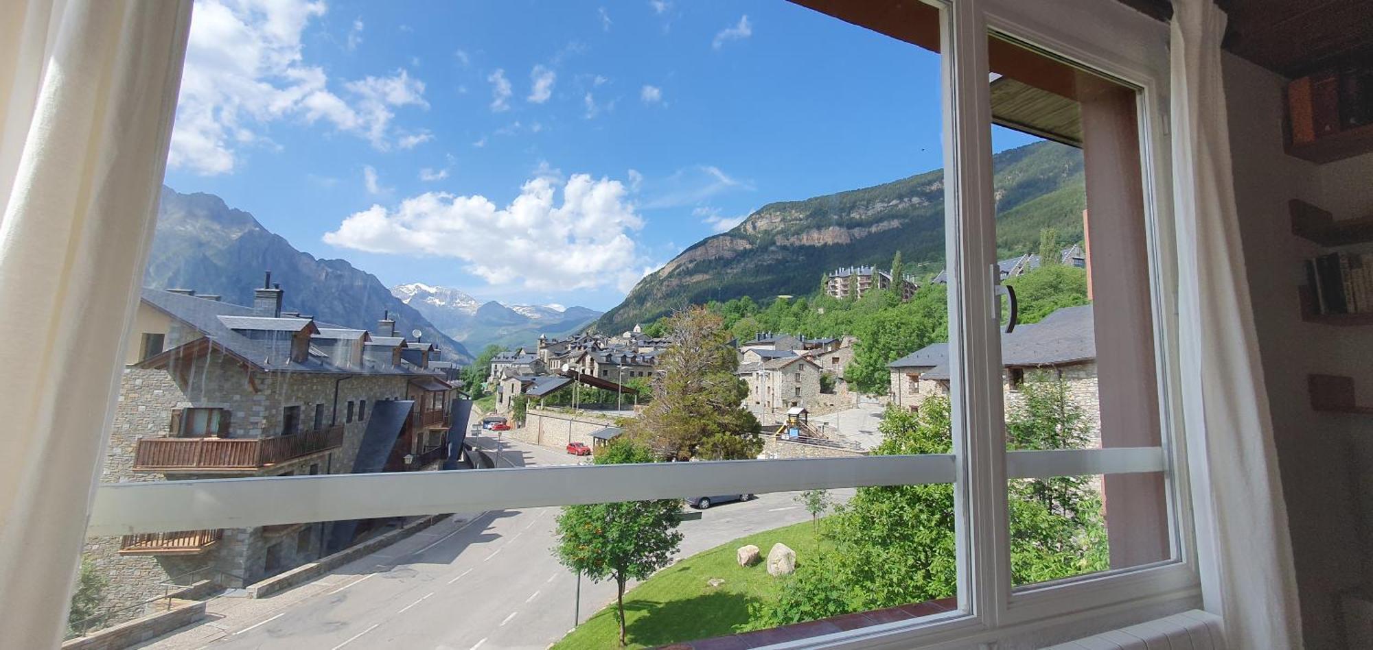 Las Vistas De Cerler Luaran gambar